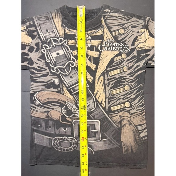 Pirates Of The Caribbean Disneyland WDW Disney Parks T-Shirt Youth Small - Picture 7 of 10